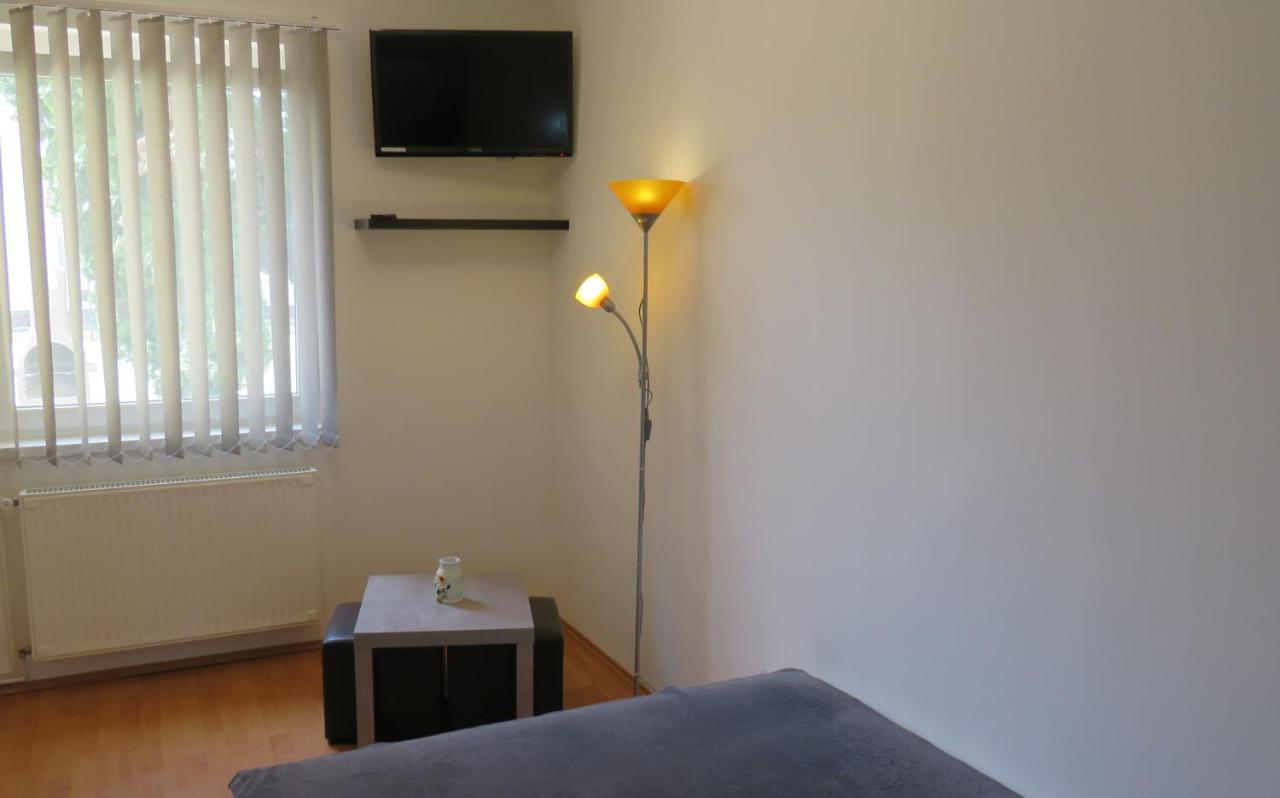 Repose Apartments Hajduszoboszlo Ngoại thất bức ảnh